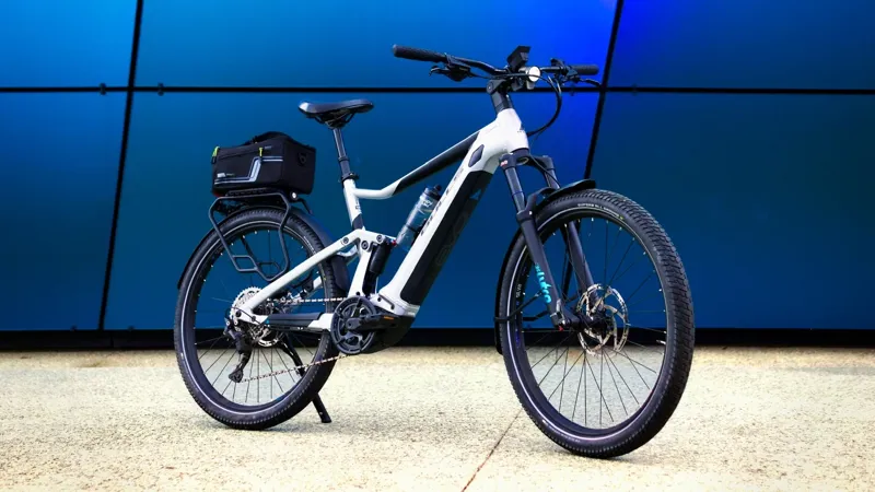 Bulls Iconic Evo Tr 2 Hybrid E-Bike In Speed Light Gray-3