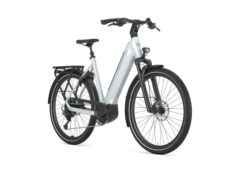 Gazelle Ultimate T11+ Low-Step in Gloss Frozen White-7