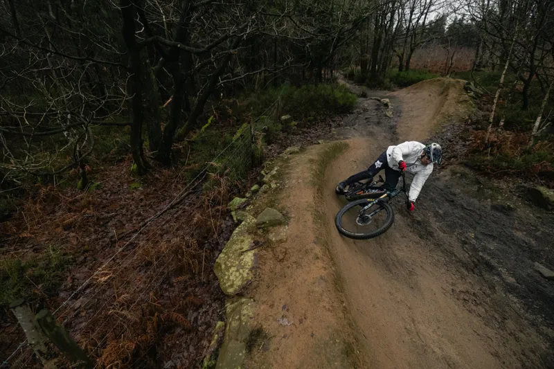 Santa Cruz Vala X0 AXS RSV Electric Mountain Bike-3